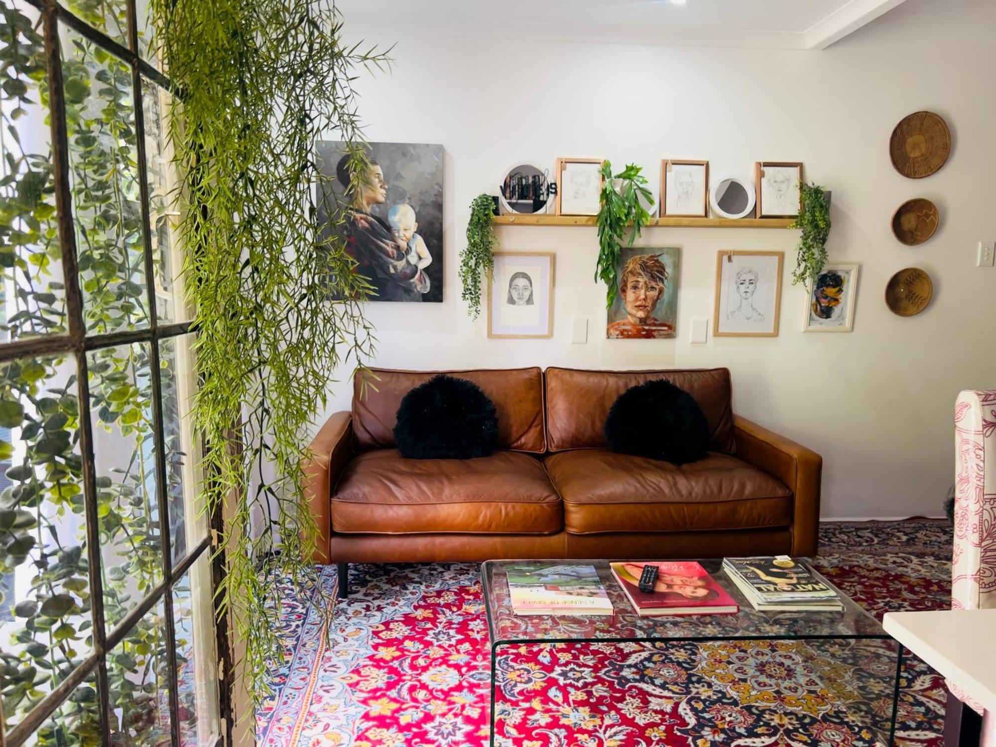 Art-Inspired Bedroom Close To Cbd Mossel Bay Exterior photo