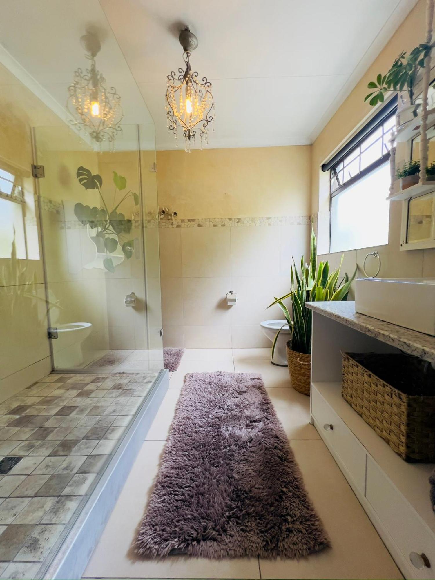Art-Inspired Bedroom Close To Cbd Mossel Bay Exterior photo